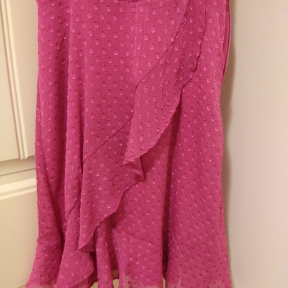 Dress - Picture 4 of 6